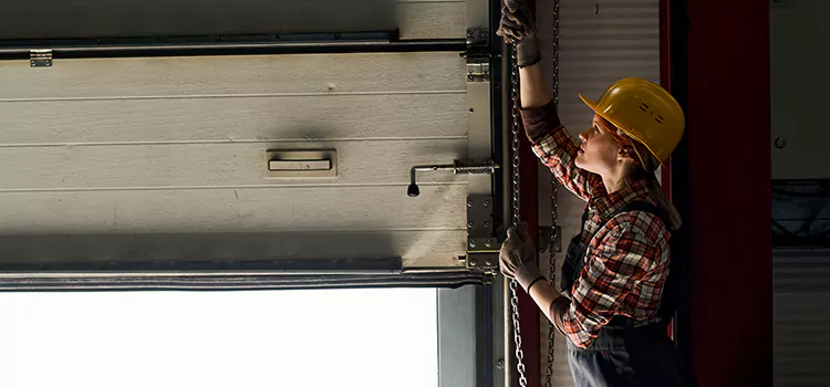 Addressing Common Garage Door Stoppage Issues in Bowling Green, OH